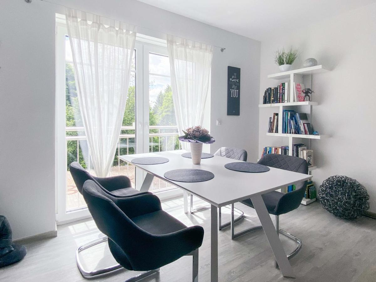 Staycozy Bike&Ski Apartments, Barrierefrei, Free Wifi, Erdgeschoss Winterberg Exterior photo